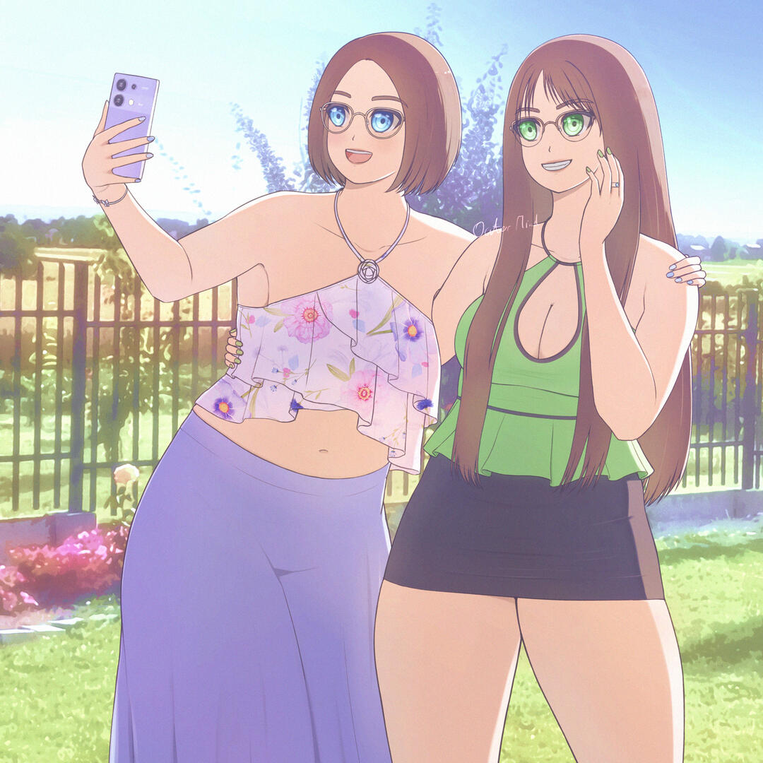 Zuza &amp; Nadia (doing selfie)